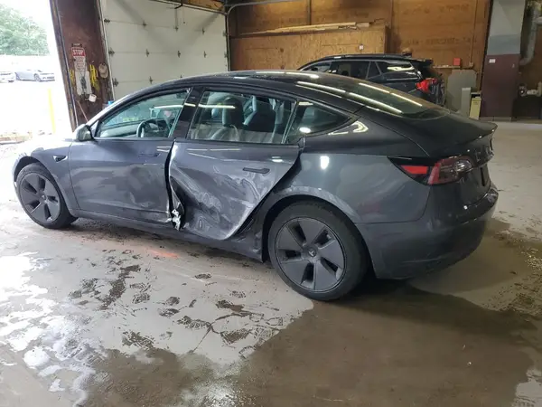 5YJ3E1EA4PF487429 2023 TESLA MODEL 3 - Image 2