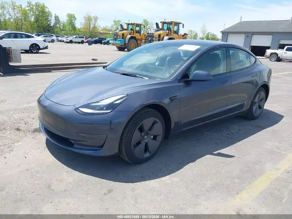 5YJ3E1EA4PF489553 2023 TESLA MODEL 3 - Image 2