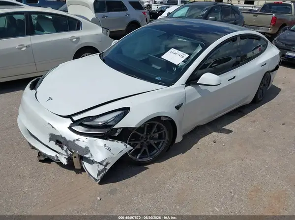 5YJ3E1EA4PF490475 2023 TESLA MODEL 3 - Image 2