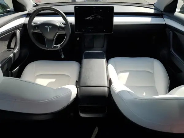 5YJ3E1EA4PF496342 2023 TESLA MODEL 3 - Image 8