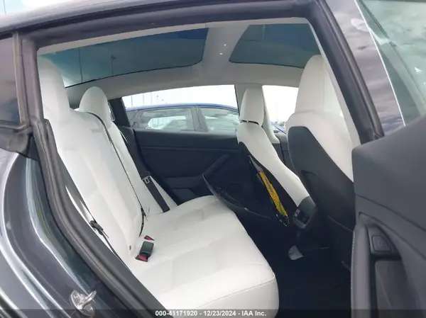 5YJ3E1EA4PF498303 2023 TESLA MODEL 3 - Image 8