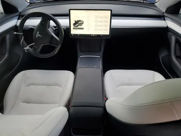5YJ3E1EA4PF499533 2023 TESLA MODEL 3 - Image 8