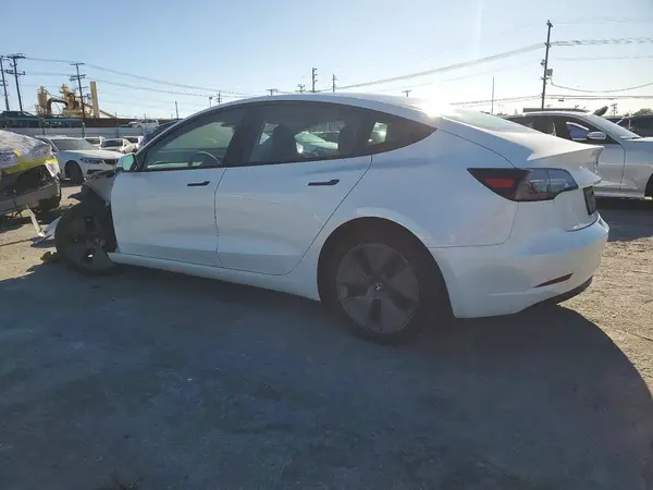 5YJ3E1EA4PF499970 2023 TESLA MODEL 3 - Image 2