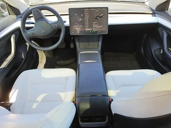 5YJ3E1EA4PF503581 2023 TESLA MODEL 3 - Image 8