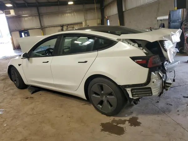 5YJ3E1EA4PF509753 2023 TESLA MODEL 3 - Image 2