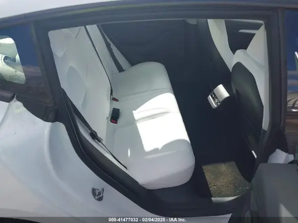 5YJ3E1EA4PF512443 2023 TESLA MODEL 3 - Image 8