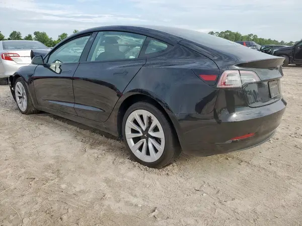 5YJ3E1EA4PF514774 2023 TESLA MODEL 3 - Image 2