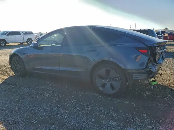 5YJ3E1EA4PF515441 2023 TESLA MODEL 3 - Image 2