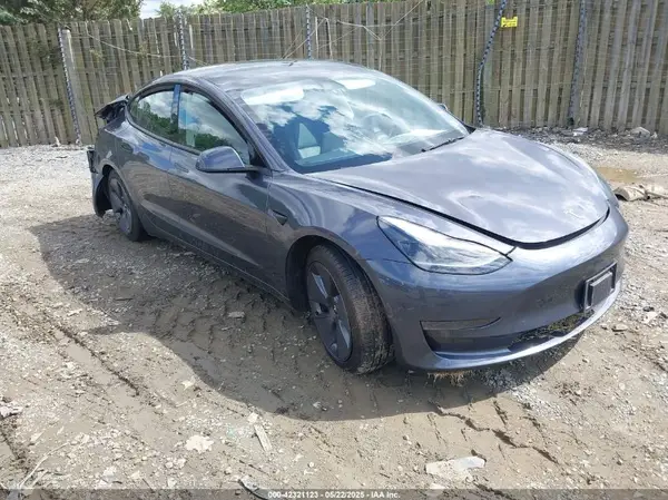 5YJ3E1EA4PF515844 2023 TESLA MODEL 3 - Image 1