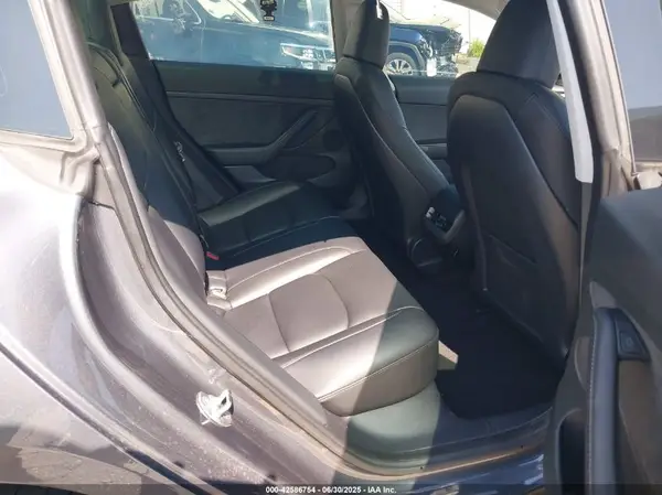 5YJ3E1EA4PF542817 2023 TESLA MODEL 3 - Image 8