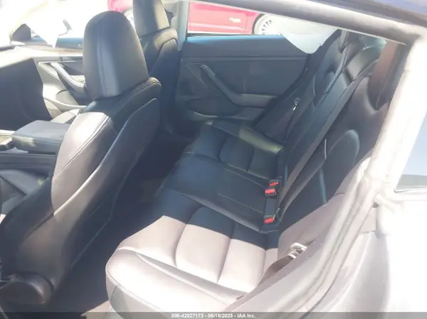 5YJ3E1EA4PF545281 2023 TESLA MODEL 3 - Image 8