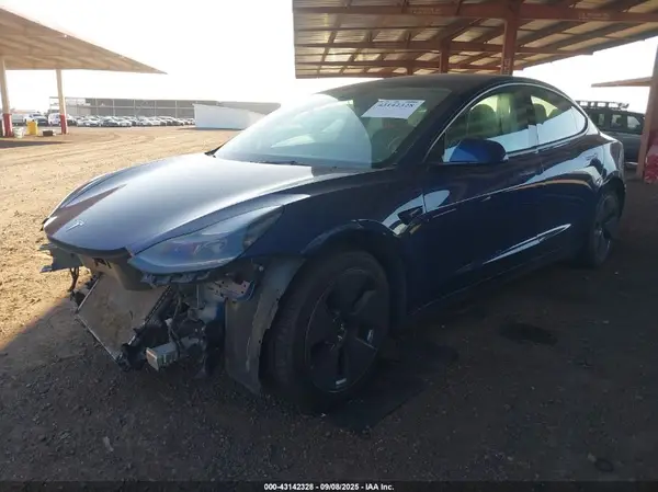 5YJ3E1EA4PF545717 2023 TESLA MODEL 3 - Image 2