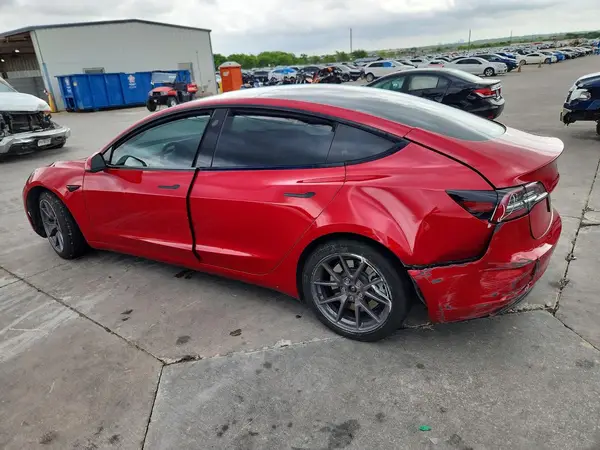 5YJ3E1EA4PF547709 2023 TESLA MODEL 3 - Image 2