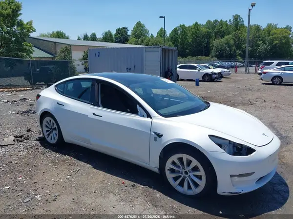 5YJ3E1EA4PF549248 2023 TESLA MODEL 3 - Image 1