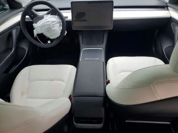 5YJ3E1EA4PF552845 2023 TESLA MODEL 3 - Image 8