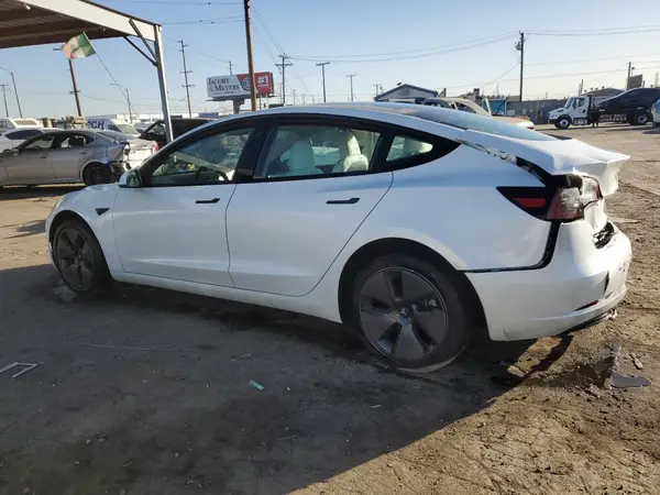 5YJ3E1EA4PF553428 2023 TESLA MODEL 3 - Image 2