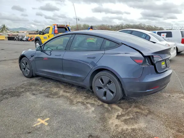 5YJ3E1EA4PF559438 2023 TESLA MODEL 3 - Image 2