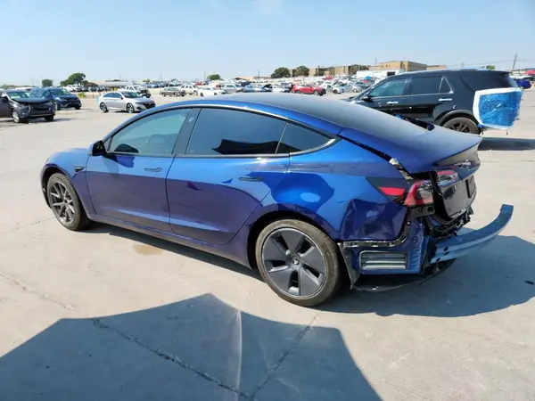 5YJ3E1EA4PF559665 2023 TESLA MODEL 3 - Image 2