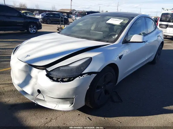 5YJ3E1EA4PF560539 2023 TESLA MODEL 3 - Image 2