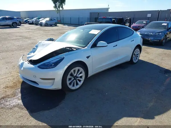 5YJ3E1EA4PF562145 2023 TESLA MODEL 3 - Image 2