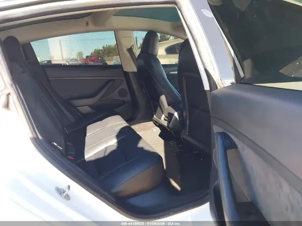 5YJ3E1EA4PF562145 2023 TESLA MODEL 3 - Image 8
