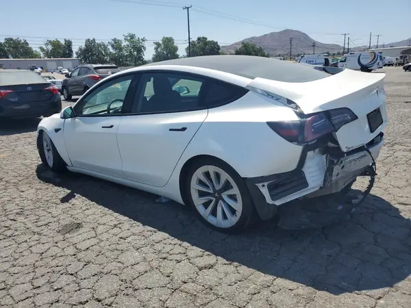 5YJ3E1EA4PF564767 2023 TESLA MODEL 3 - Image 2