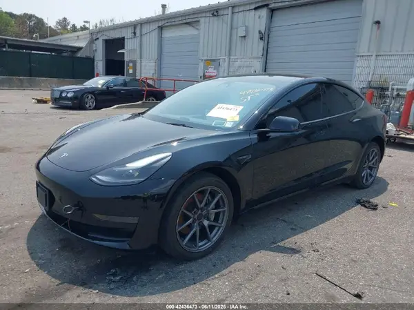 5YJ3E1EA4PF565899 2023 TESLA MODEL 3 - Image 2