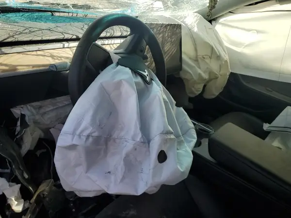 5YJ3E1EA4PF566177 2023 TESLA MODEL 3 - Image 8