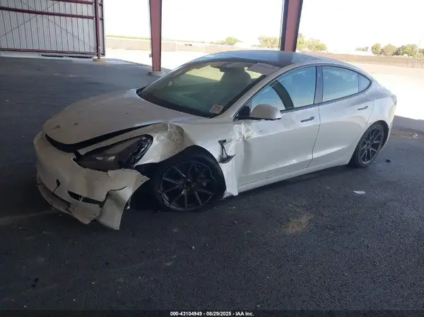 5YJ3E1EA4PF567054 2023 TESLA MODEL 3 - Image 2