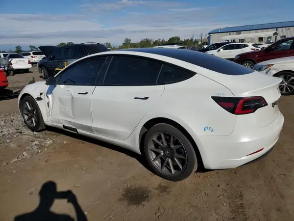 5YJ3E1EA4PF568429 2023 TESLA MODEL 3 - Image 2