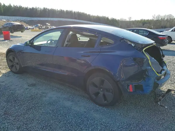 5YJ3E1EA4PF568950 2023 TESLA MODEL 3 - Image 2