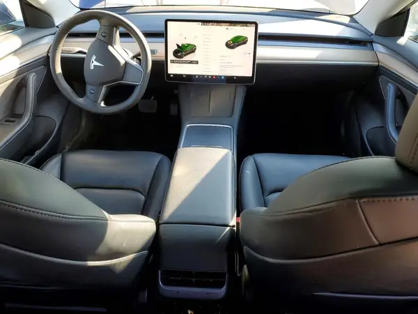 5YJ3E1EA4PF568950 2023 TESLA MODEL 3 - Image 8