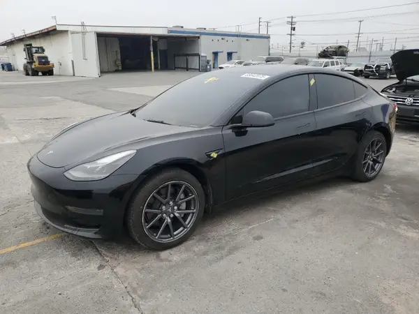 5YJ3E1EA4PF571198 2023 TESLA MODEL 3 - Image 1