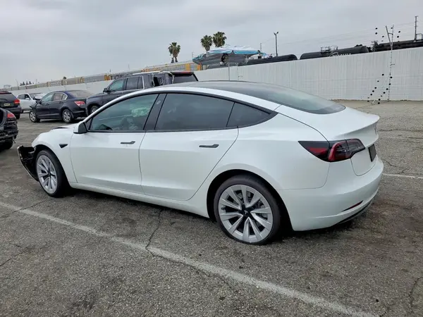 5YJ3E1EA4PF571766 2023 TESLA MODEL 3 - Image 2
