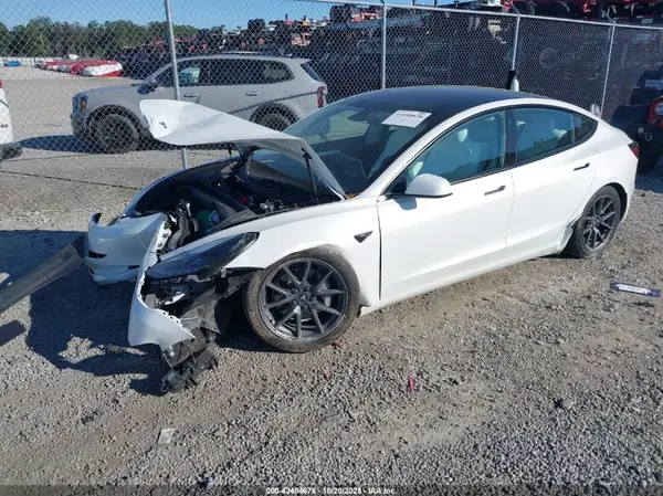 5YJ3E1EA4PF574036 2023 TESLA MODEL 3 - Image 2