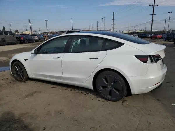 5YJ3E1EA4PF574778 2023 TESLA MODEL 3 - Image 2
