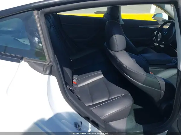 5YJ3E1EA4PF575123 2023 TESLA MODEL 3 - Image 8