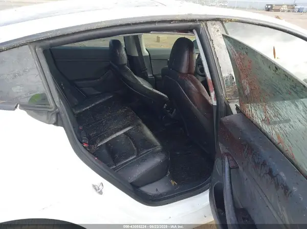 5YJ3E1EA4PF576675 2023 TESLA MODEL 3 - Image 8