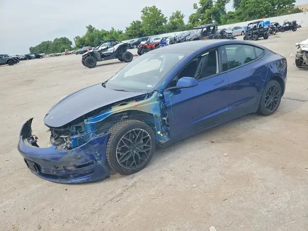 5YJ3E1EA4PF579866 2023 TESLA MODEL 3 - Image 1