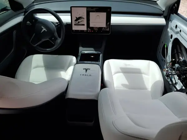 5YJ3E1EA4PF584940 2023 TESLA MODEL 3 - Image 8