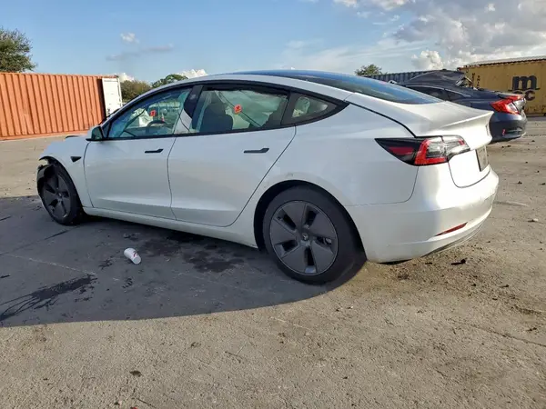5YJ3E1EA4PF590334 2023 TESLA MODEL 3 - Image 2