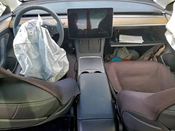 5YJ3E1EA4PF590334 2023 TESLA MODEL 3 - Image 8