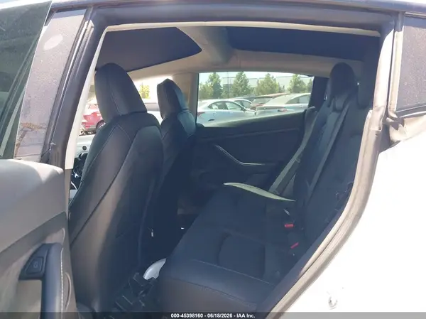 5YJ3E1EA4PF593041 2023 TESLA MODEL 3 - Image 8