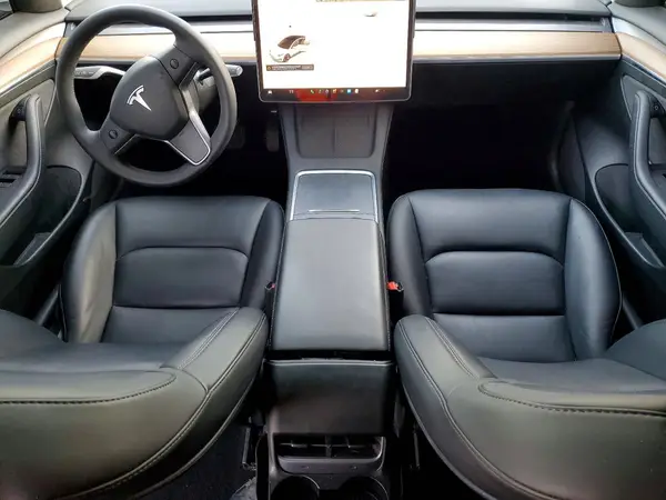 5YJ3E1EA4PF593394 2023 TESLA MODEL 3 - Image 8