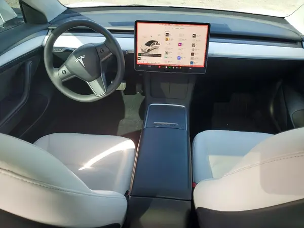 5YJ3E1EA4PF598918 2023 TESLA MODEL 3 - Image 8
