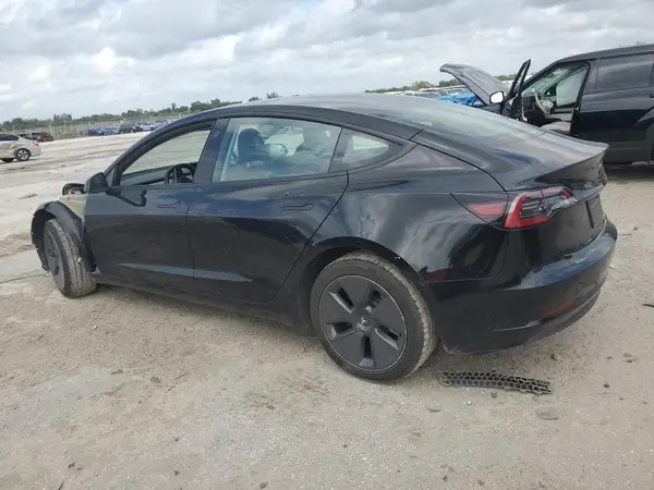 5YJ3E1EA4PF601185 2023 TESLA MODEL 3 - Image 2