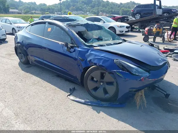 5YJ3E1EA4PF603275 2023 TESLA MODEL 3 - Image 1