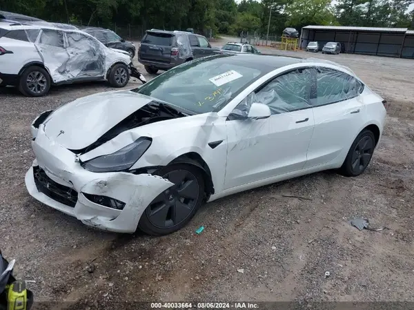 5YJ3E1EA4PF603745 2023 TESLA MODEL 3 - Image 2