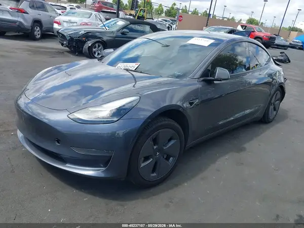 5YJ3E1EA4PF606077 2023 TESLA MODEL 3 - Image 2