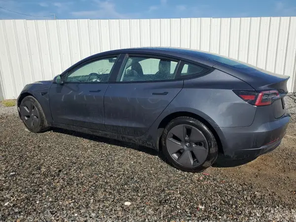 5YJ3E1EA4PF613160 2023 TESLA MODEL 3 - Image 2